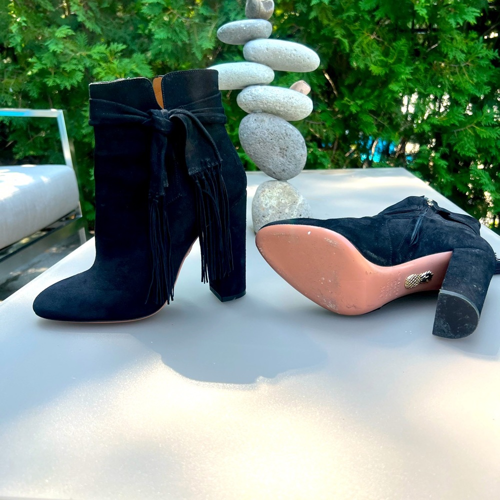 Aquazzura tassel booties! Brand new condition.